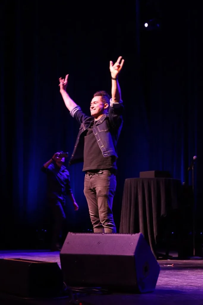 Justin Willman tickets